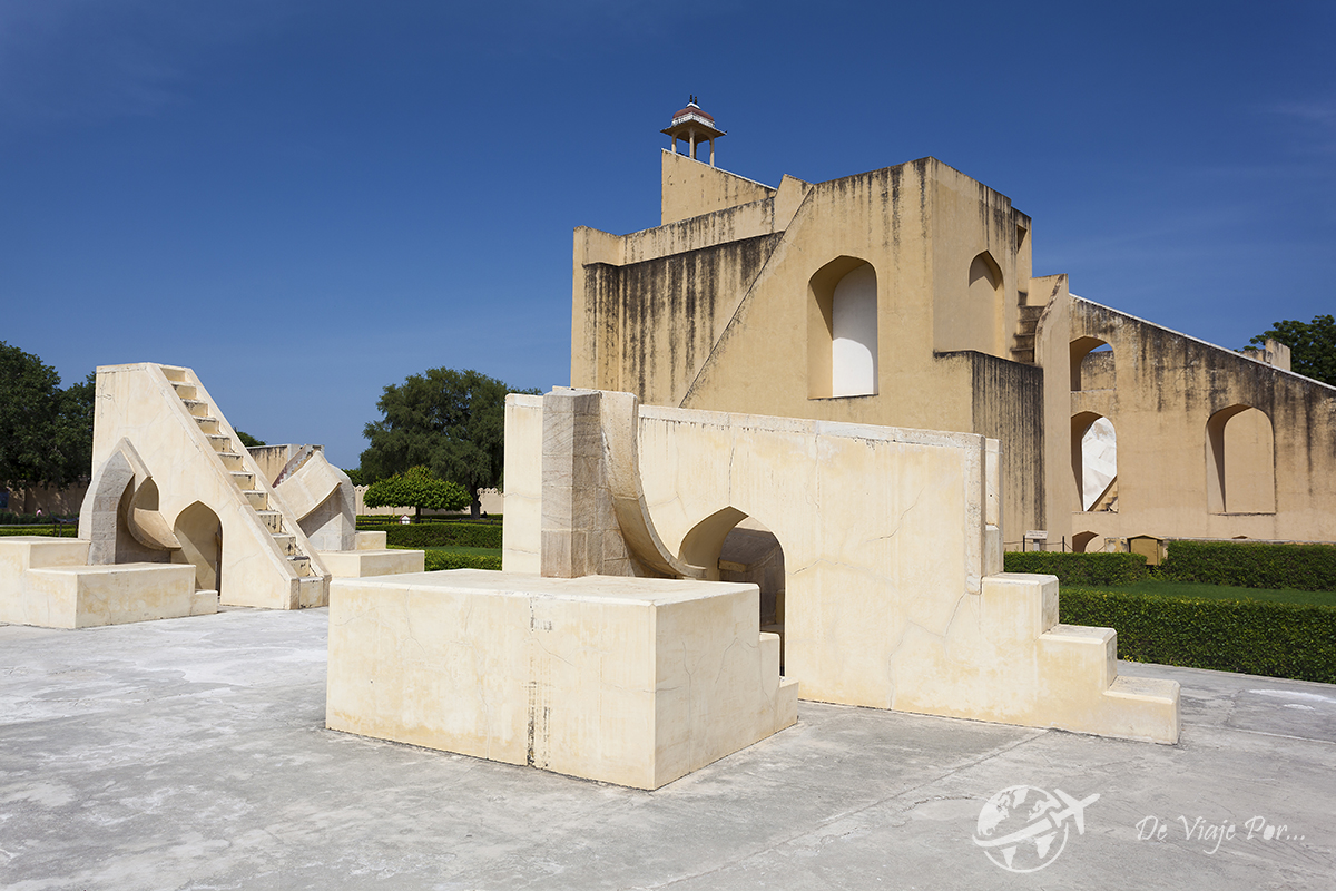 Observatorio del Jantar Mantar en Jaipur, La India
