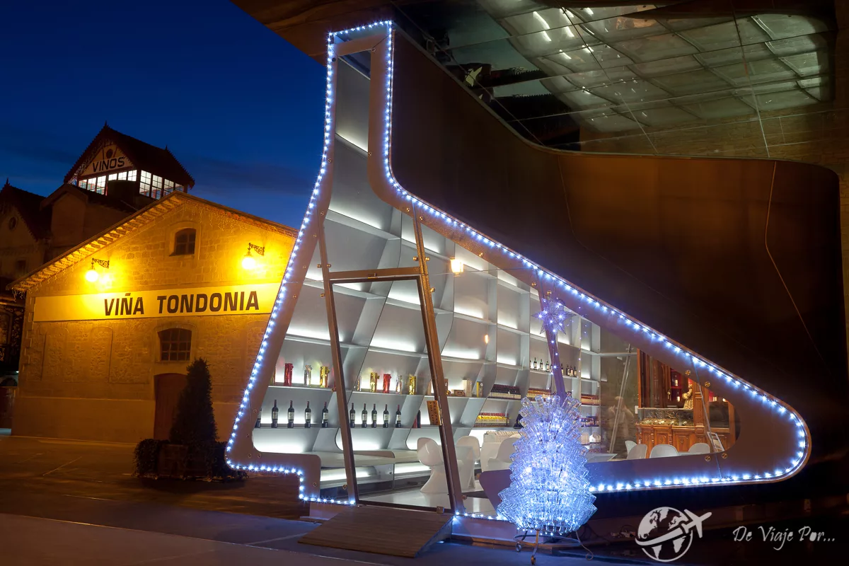 Bodegas Lopez de Heredia diseñadas por la arquitecto Zada Hadid