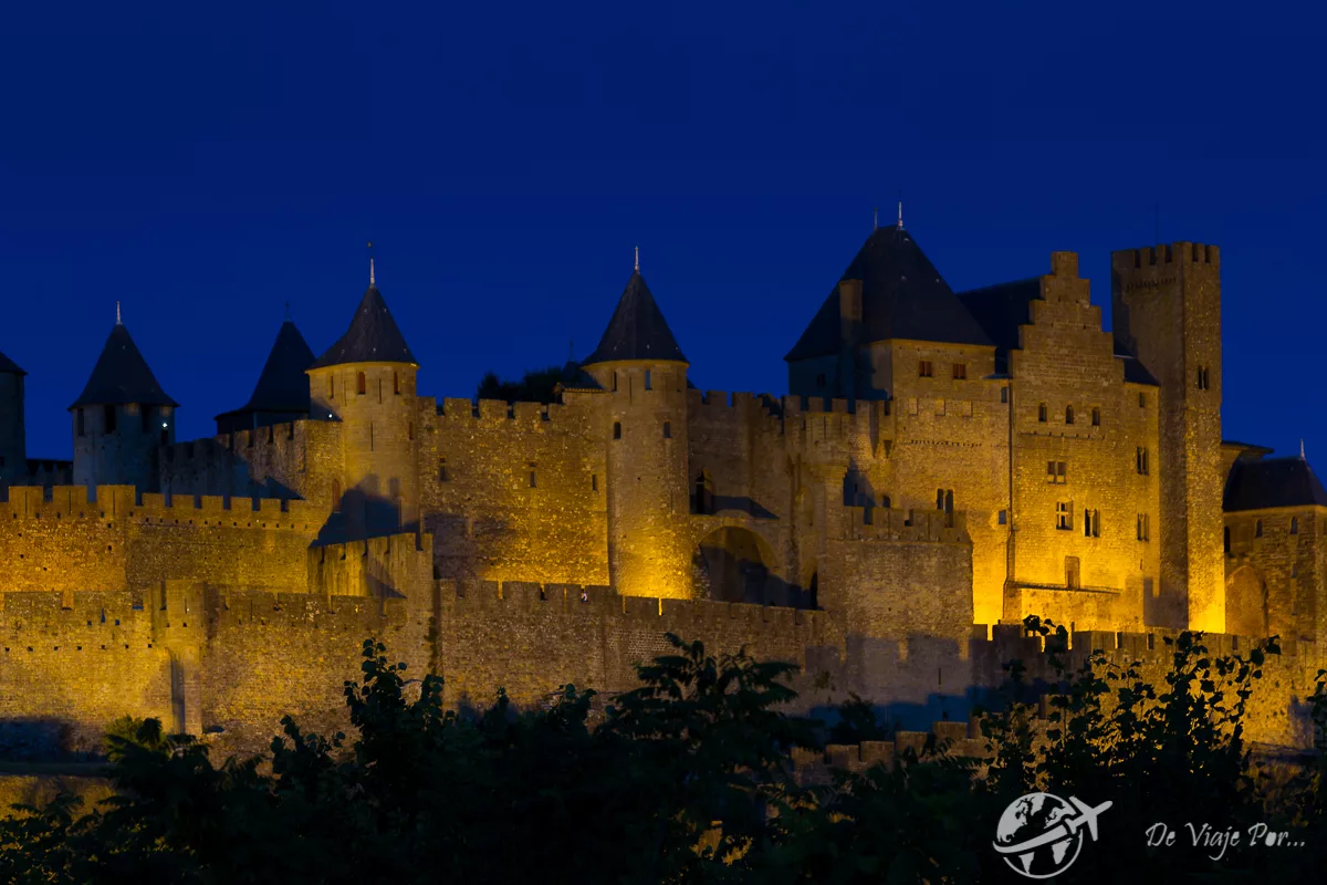 Anochecer en Carcassonne
